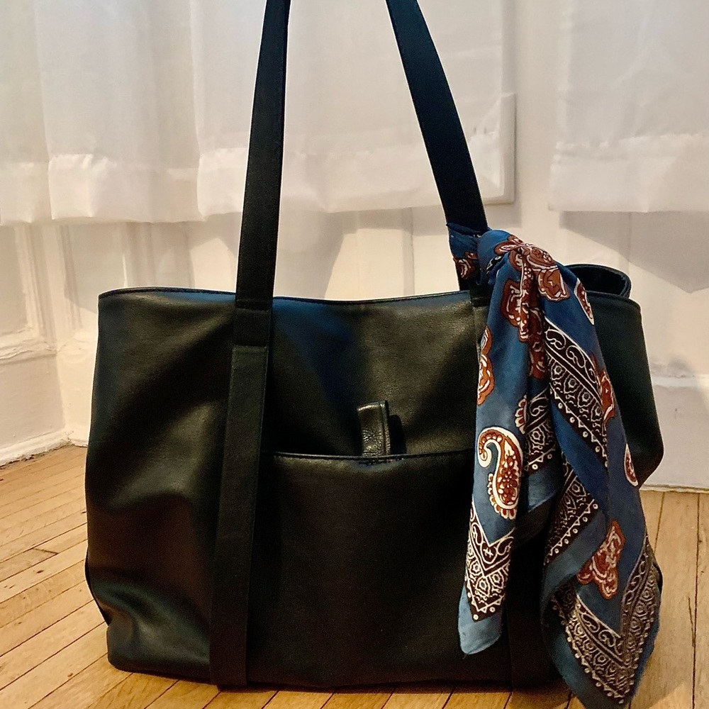 Black Leather Universal Threads Tote / Shoulder Bag